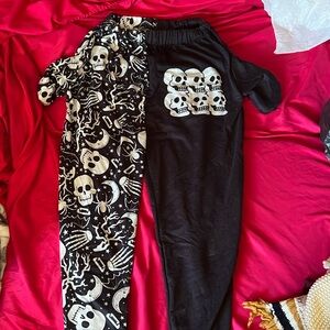 Skull sweatpants